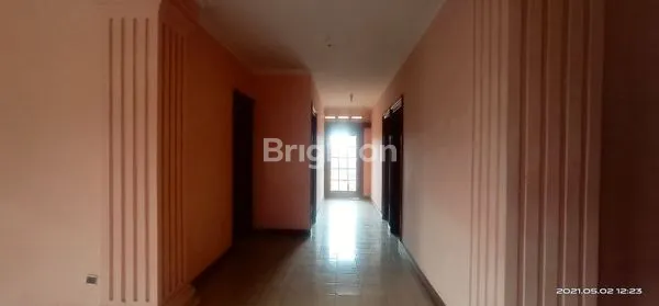 image RUMAH HOOK MEGAH 4 LANTAI DEKAT KAMPUS UNMER MALANG (6)