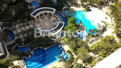 image APARTEMEN WATER PLACE TOWER B VIEW POOL (1)