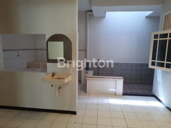 image RUMAH MURAH PONDOK TJANDRA POCAN PONDOK CHANDRA. SIAP HUNI. DEKAT RUNGKUT MERR DAN AKSES TOL. ONE GATE (5)