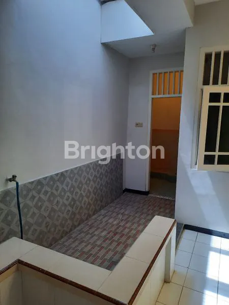 image RUMAH MURAH PONDOK TJANDRA POCAN PONDOK CHANDRA. SIAP HUNI. DEKAT RUNGKUT MERR DAN AKSES TOL. ONE GATE (8)