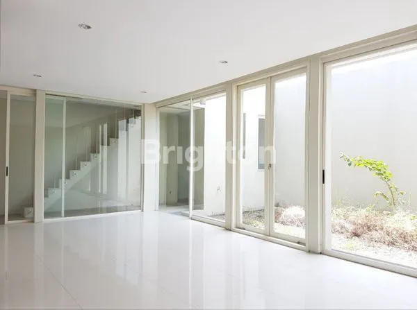 image STONEGATE PARK CITRALAND DEKAT UNIVERSITAS CIPUTRA, CIPUTRA HOSPITAL, NOL RAYA RADIAL ROAD KE PAKUWON (4)