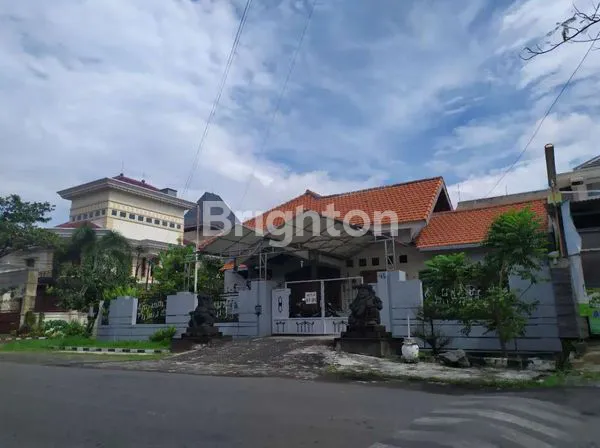 image SEMI FURNISH RUMAH DI GAYUNGSARI (1)