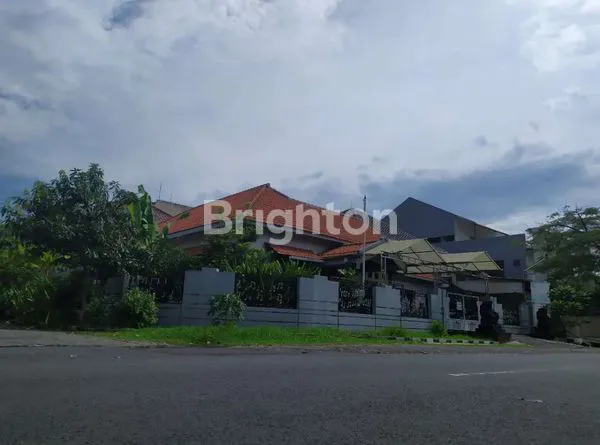 image SEMI FURNISH RUMAH DI GAYUNGSARI (3)