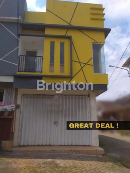 image RUKO 2LANTAI SIAP PAKE  DI  *PERUMAHAN REGENCY ONE*JALAN RAYA BANDULAN BARAT, MALANG (1)