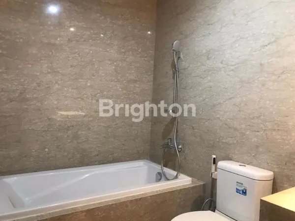 image MENTENG PARK EMERALD CIKINI DI JAKARTA PUSAT (4)