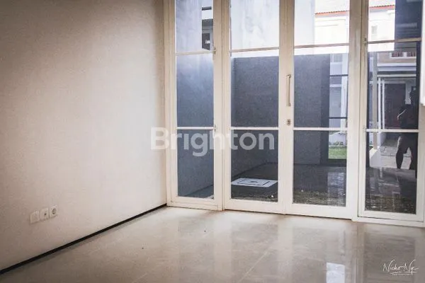 image RUMAH MINIMALIS MODERN DI ARAYA JASMINE VALLEY (6)