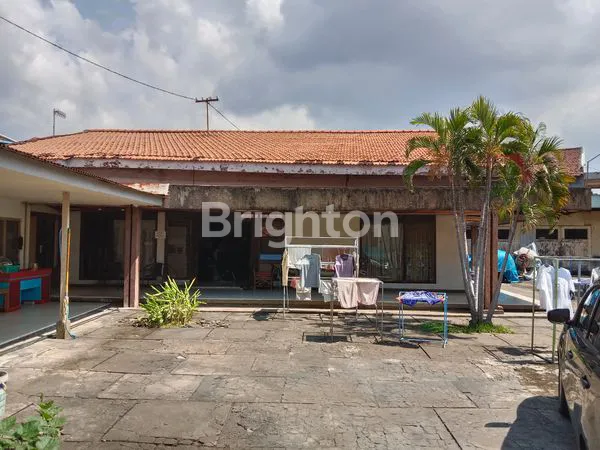 image RUMAH NGANTONG DI JL RAYA ARJUNO SURABAYA (1)
