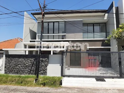 Gambar Property MANYAR TIRTOYOSO 2LANTAI BANGUNAN BARU LOKASI STRATEGIS SIAP HUNI