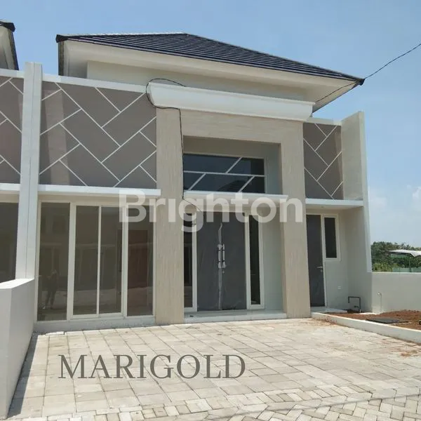 image PERUMAHAN TWR ( TAMAN WISATA REGENCY  )  KEL. GADUNG KEC. DRIYOREJO KAB. GRESIK (2)