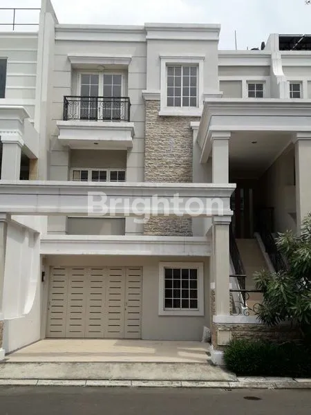 image RUMAH RAPIH NYAMAN DI OPULANCE  GREENLAKE SUNTER (1)