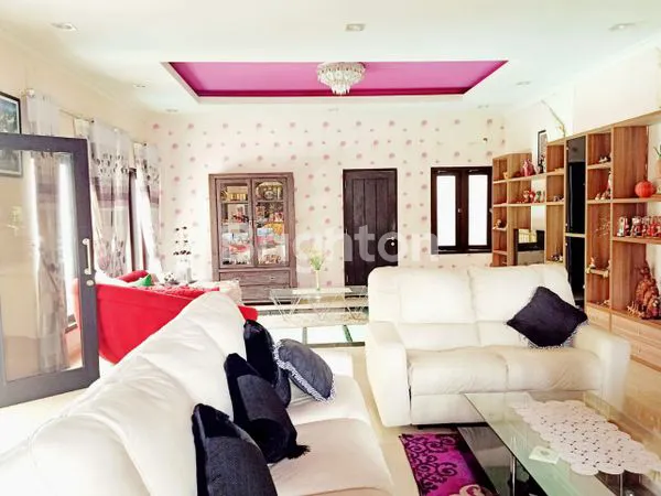 image MURAH !!! HUNIAN ASRI DAN NYAMAN 2 LANTAI FULL FURNISH, ADA KOLAM RENANG, PERUMAHAN  CASAGRANDE MAGUWOHARJO DEPOK SLEMAN JOGYAKARTA (1)