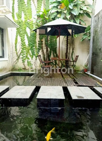 image MURAH !!! HUNIAN ASRI DAN NYAMAN 2 LANTAI FULL FURNISH, ADA KOLAM RENANG, PERUMAHAN  CASAGRANDE MAGUWOHARJO DEPOK SLEMAN JOGYAKARTA (9)