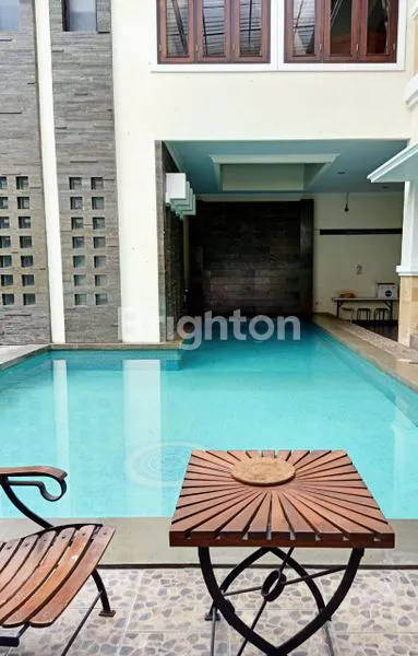 image MURAH !!! HUNIAN ASRI DAN NYAMAN 2 LANTAI FULL FURNISH, ADA KOLAM RENANG, PERUMAHAN  CASAGRANDE MAGUWOHARJO DEPOK SLEMAN JOGYAKARTA (2)
