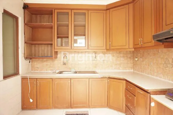 image RUMAH CANTIK MINIMALIST DI KOTA DENPASAR (8)