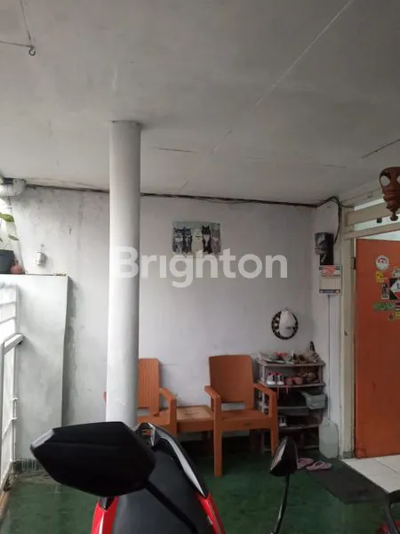 image RUMAH 1,5 LANTAI BELAKANG CITO DI LINGKUNGAN RAMAIDUKUH MENANGGAL (1)
