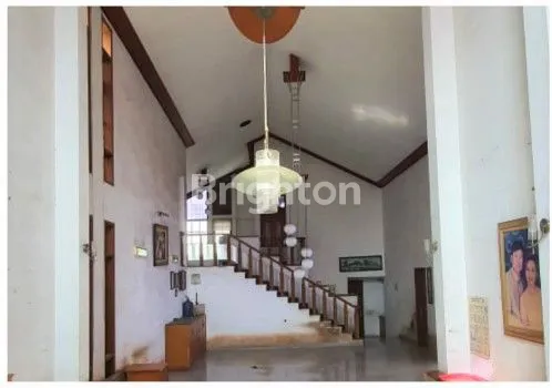 image HITUNG TANAH - TURUN HARGA RUMAH SIAP HUNI, NYAMAN, PUSAT KOTA, BISA UNTUK USAHA (3)