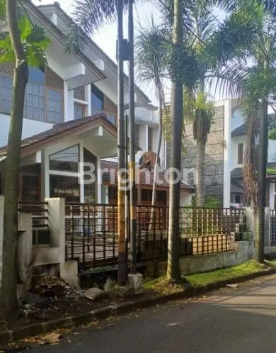 image HITUNG TANAH - TURUN HARGA RUMAH SIAP HUNI, NYAMAN, PUSAT KOTA, BISA UNTUK USAHA (4)