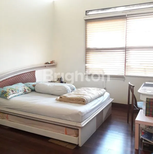 image RUMAH ASRI DI KOMPLEK ELIT SETRA DUTA BANDUNG UTARA (5)