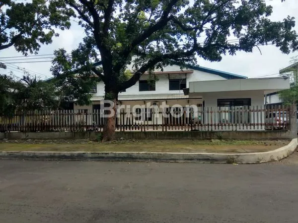 image PABRIK DI RUNGKUT INDUSTRI (1)