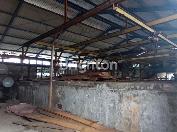 image PABRIK DI RUNGKUT INDUSTRI (5)