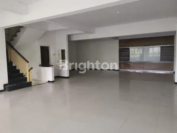 image 2 RUKO 4 LANTAI JEJER DI JALAN SOEKARNO HATTA / MERR (1)