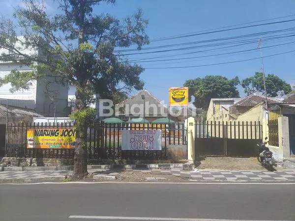 image RUMAH BERHALAMAN  LUAS DI TENGAH KOTA BATU 5 MENIT KE MUSEUM ANGKOT 10 MENIT KE BALOGA/JATIM PARK 4 (6)
