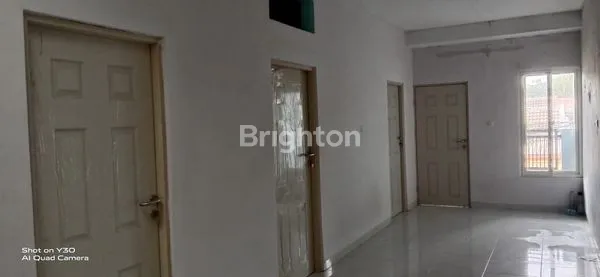 image RUMAH 2 LANTAI DI LINGKUNGAN STRATEGIS DEKAT KOTA & EXIT TOLL (6)