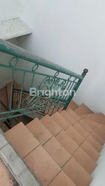 image RUMAH BESAR SIAP HUNI (3)