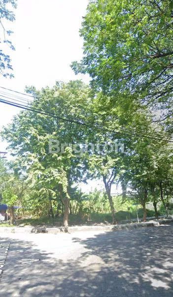 TANAH INDUSTRI LANGKA