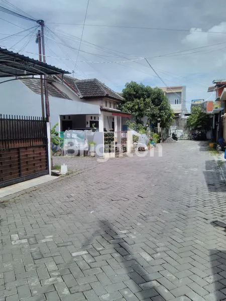 image RUMAH MENARIK LOKASI STRATEGIS DI SEMARANG TIMUR (4)