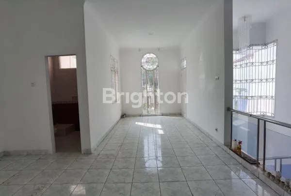 image RUMAH SIAP HUNI DI VILLA PERMATA GADING DI KELAPA GADING (4)