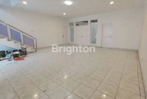 image RUMAH SIAP HUNI DI VILLA PERMATA GADING DI KELAPA GADING (3)