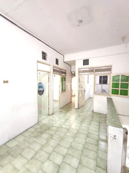 image RUMAH DI TANJUNG DUREN JAKARTA BARAT (8)