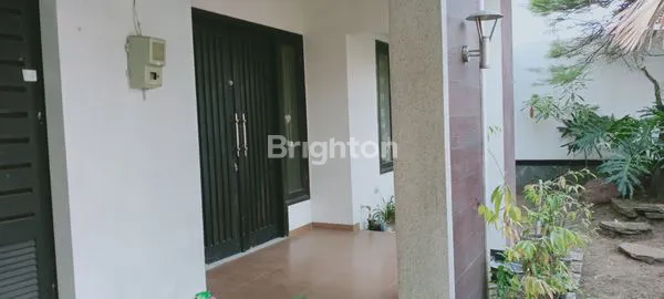 image RUMAH 2 LANTAI SIAP HUNI DI GAYUNGSARI (1)