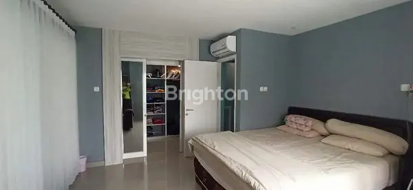 image RUMAH 2 LANTAI,MEWAH DAN BERSIH,SIAP HUNI,FULL PETABOTAN RUMAH TANGGA,CARPORT BISA 2 UNIT MOBIL (1)