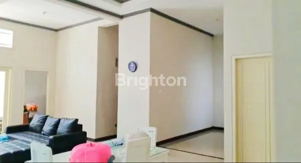 image RUMAH BAGUS LUAS KOKOH DAN MODERN SIAP HUNI DI GRAHA DEWATA KOTA MALANG (5)