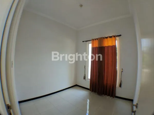 image RUMAH LA DIVA GREEN HILL, MEGANTI. (2)