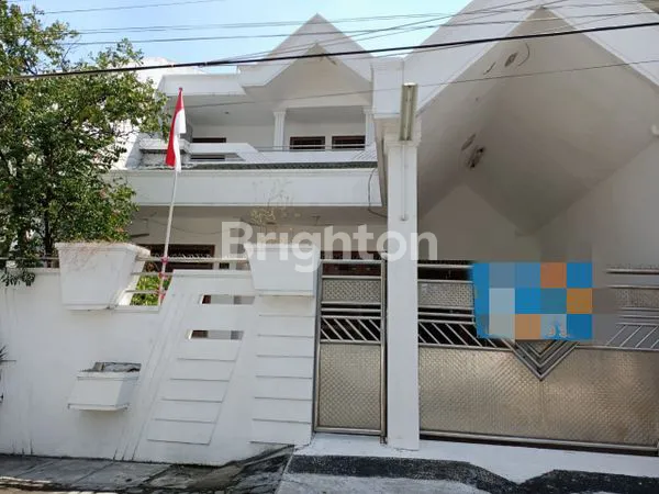 image RUMAH BABATAN PANTAI 2.5LANTAI SIAP HUNI DAN TERAWAT DEKAT DENGAN PAKUWON CITY, GALAXY MALL, SUPERINDO (1)