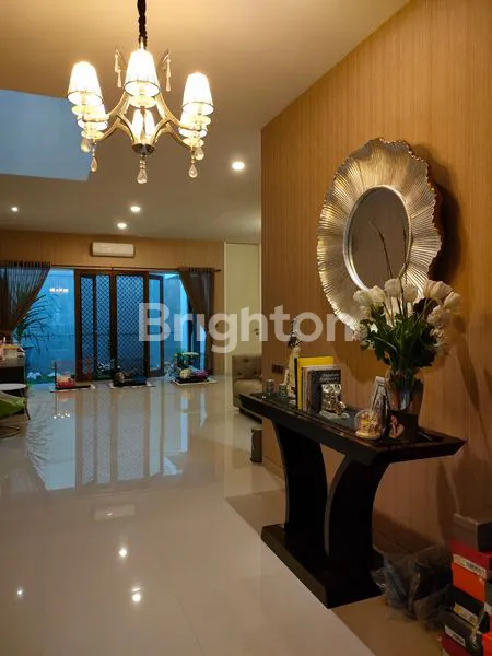 image RUMAH SIAP HUNI ASTORIA, BABATAN PANTAI, TEMPAT STRATEGIS (3)