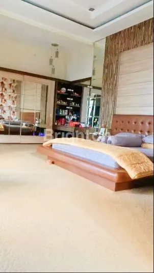 image JUAL CEPAT!! RUMAH MEWAH 3 LT LOKASI STRATEGIS DI POROS JLN AREA SUHAT DEKAT KAMPUS² BESAR KOTA MALANG (4)