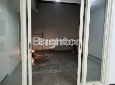 image RUMAH PONDOK CANDRA 2 LANTAI DEKAT CLUB HOUSE MINIMALIS CLUSTER ONE GATE SYSTEM DEKAT RUNGKUT SURABAYA TIMUR (4)