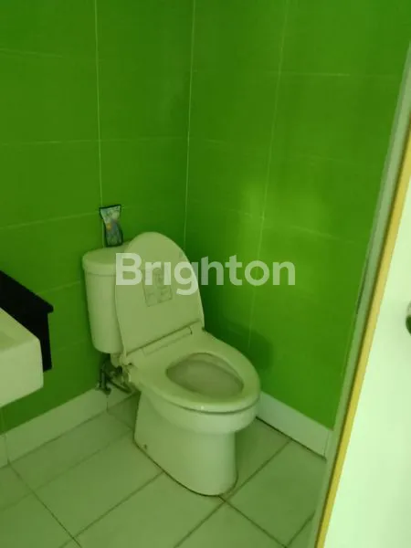 image THE SQUARE PETRA. APARTEMEN. STRATEGIS, DEPAN UK PETRA, FULL FURNISH, SIAP HUNI (7)