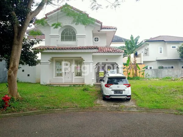 image RUMAH 2 LT DENGAN HALAMAN YANG LUAS DI LIPPO KARAWACI TANGERANG (1)