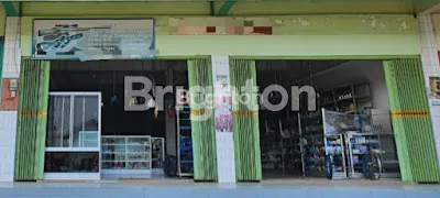 RUKO DI ATAMBUA DEPAN PASAR IKAN