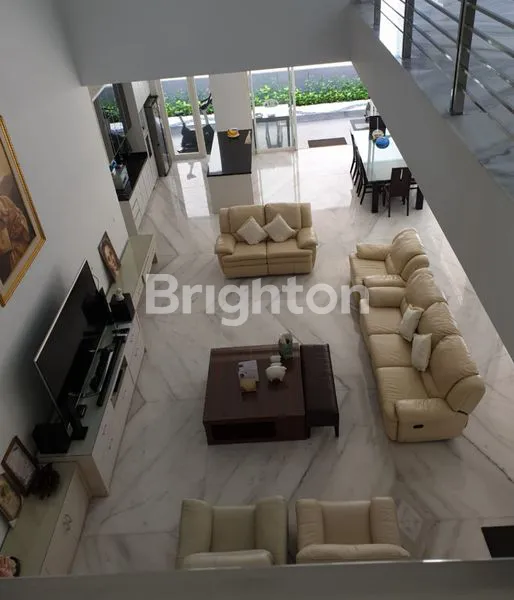 image RUMAH TINGGAL ELITE DI CITRALAND SURABAYA (5)