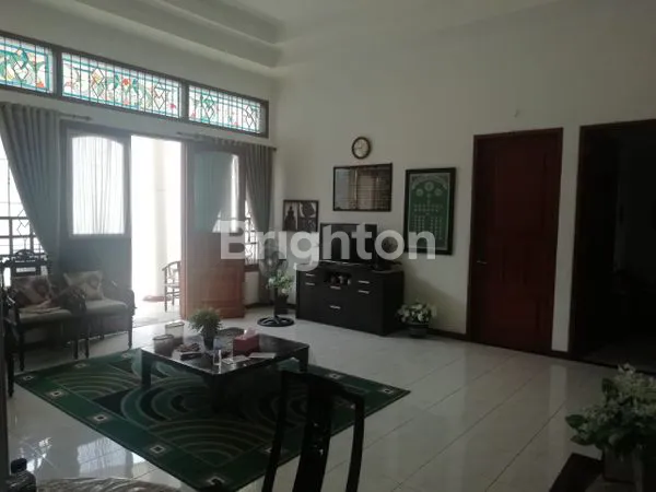 image RUMAH BESAR DI KALIJUDAN LEBAR 15 M (5)