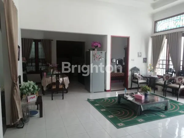 image RUMAH BESAR DI KALIJUDAN LEBAR 15 M (4)