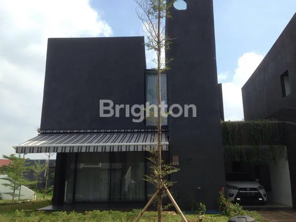 image RUMAH MENARIK FULL FURNISH JAKSEL (3)