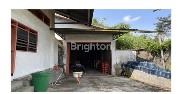 image GUDANG DI LEMAH DUWUR, DESA SITOREJO ,MALANG (4)