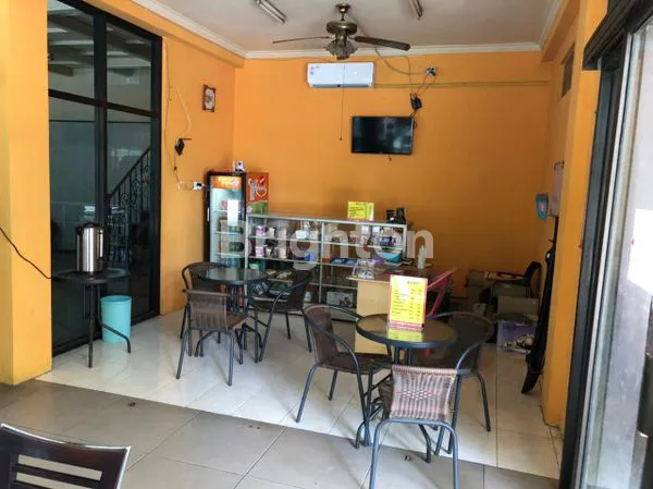 image RAYA TRENGGILIS (BEKAS SALON MOBIL & SHOWROOM MOBIL) (3)